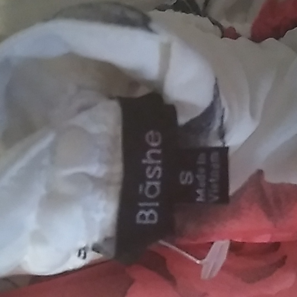 Dress - Picture 6 of 6